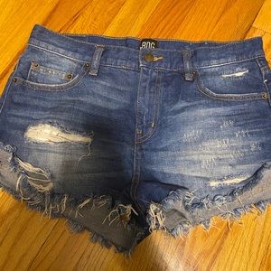 BDG DISTRESSED DENIM SHORTS